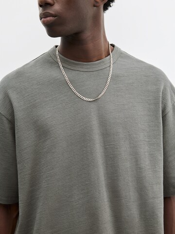 Pull&Bear T-Shirt in Grün