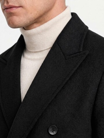 ALLTHEMEN Winter Coat 'Abendrot' in Black