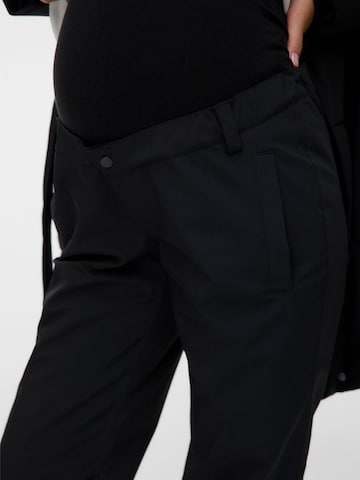 Regular Pantalon fonctionnel MAMALICIOUS en noir