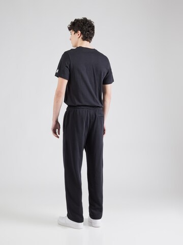 Nike Sportswear Loosefit Housut 'CLUB' värissä musta