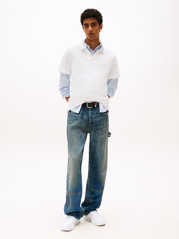 Tricou de la Tommy Jeans pe alb