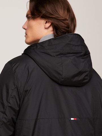 TOMMY HILFIGER Jacke in Schwarz