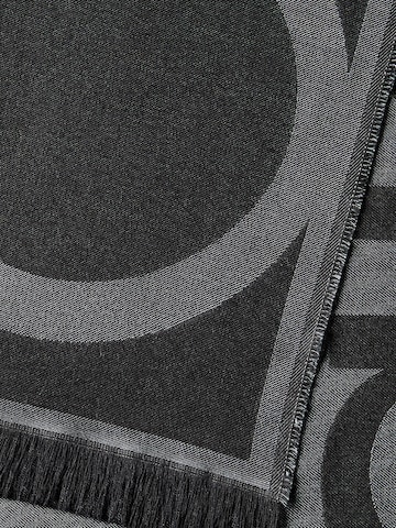 Calvin Klein Kaulaliina värissä musta