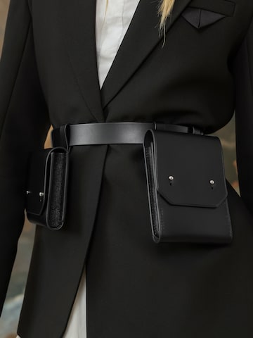 Haute Cuir - Cinturón 'Double Belt Bag' en negro