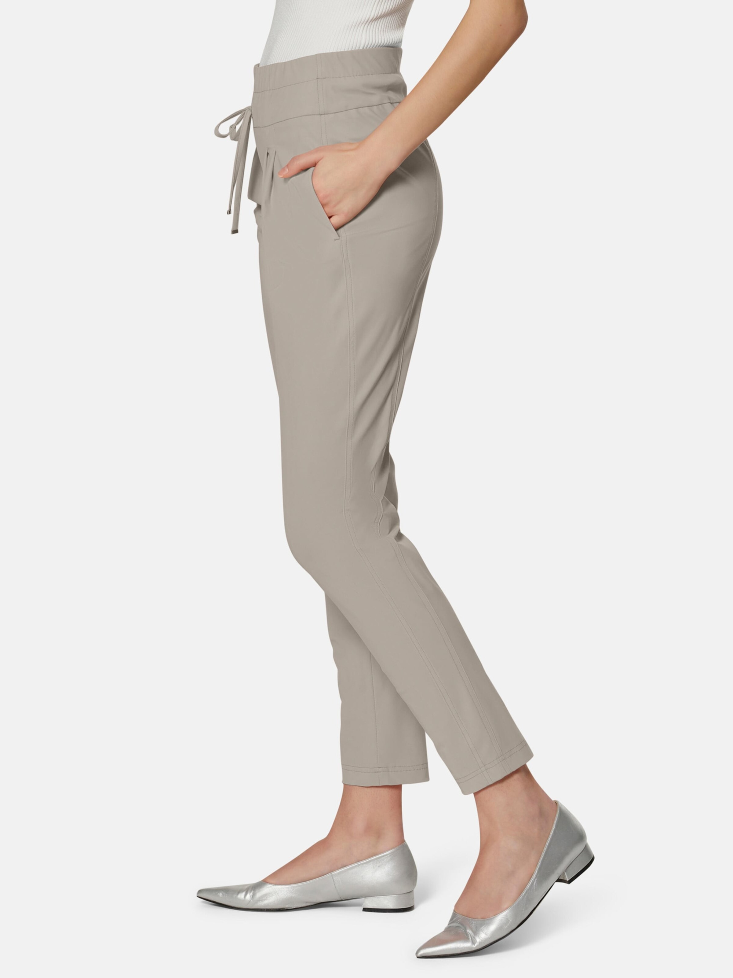 MADELEINE Tapered Pleat-Front Pants in Beige