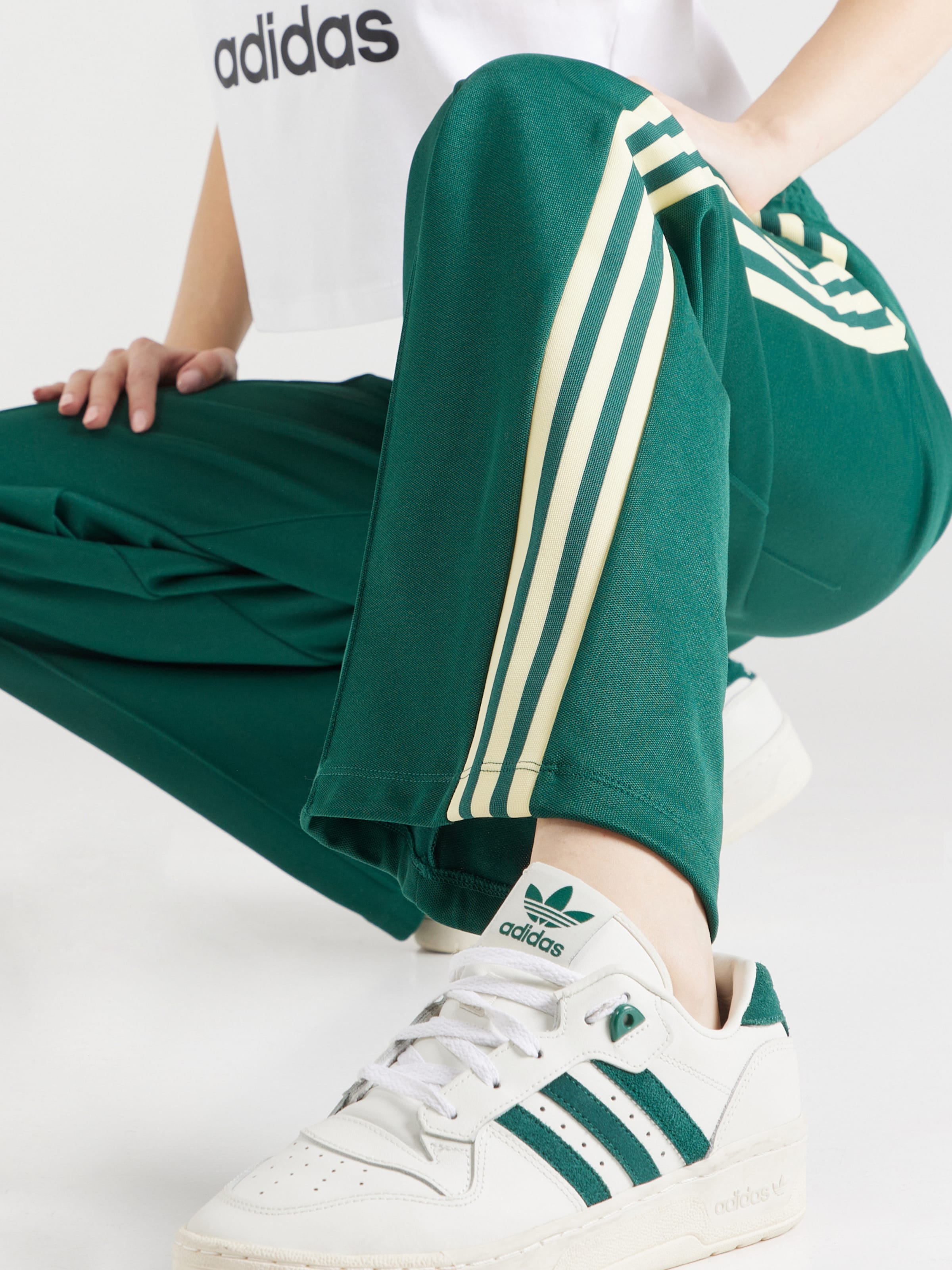 ADIDAS ORIGINALS Wide leg Pants in Green | ABOUT YOU