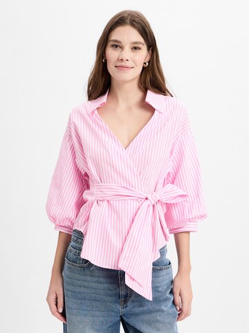 Marie Lund Blouse in Roze: voorkant