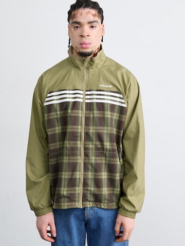 ADIDAS ORIGINALS Välikausitakki värissä vihreä: etupuoli