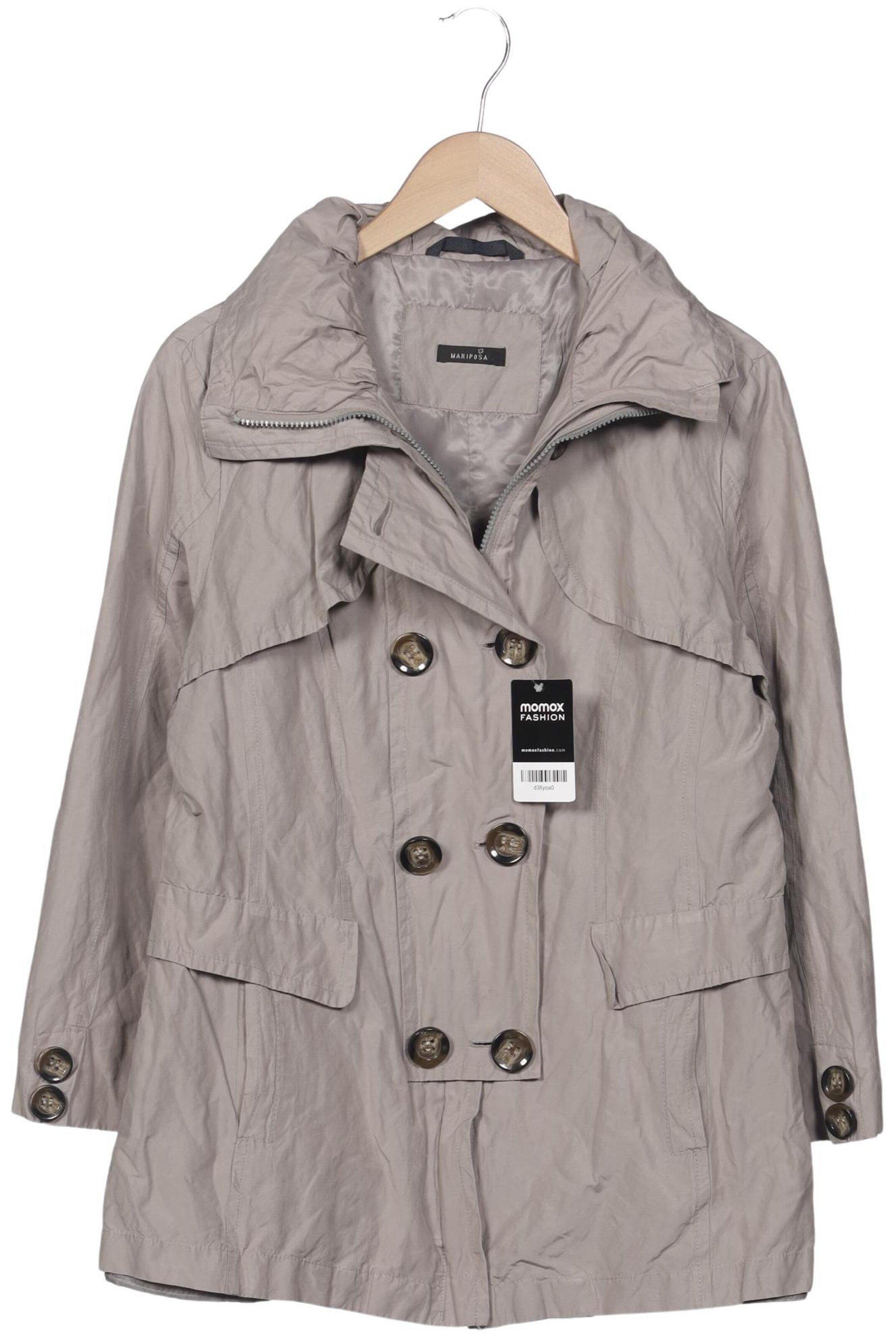 Mariposa Jacket & Coat in M in Grey: front