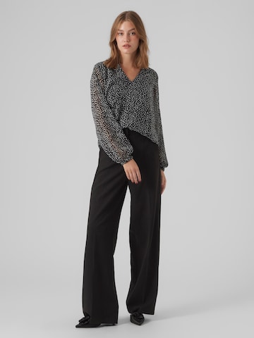 VERO MODA Blouse 'HOLLY' in Black