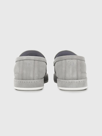Dutch'D - Sapato Slip-on 'Refine (Size runs small, order one size up)' em cinzento