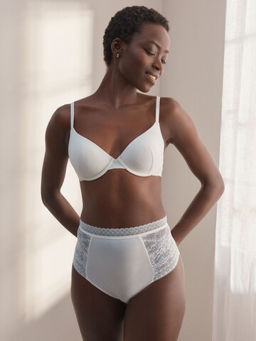 Next T-Shirt BH in Beige