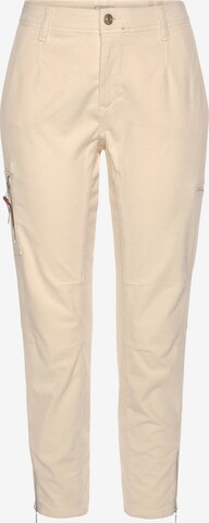 MAC Regular Pants in White: front