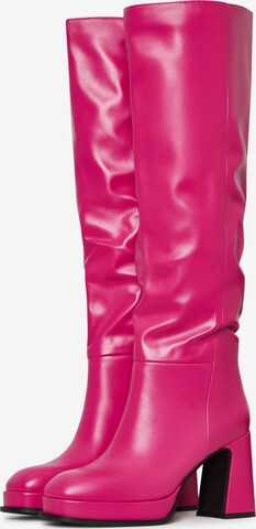 CESARE GASPARI Boots in Pink