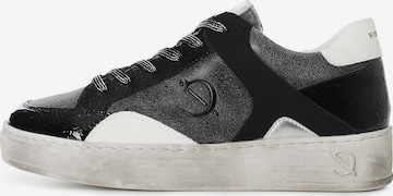 Sneaker bassa di CAFè NOIR in nero: frontale