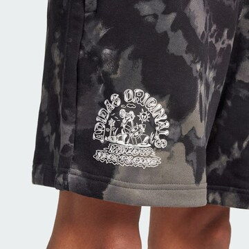 ADIDAS ORIGINALS Loosefit Shorts in Schwarz