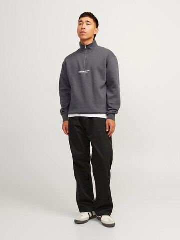 JACK & JONES Sweatshirt 'Vesterbro' in Grey