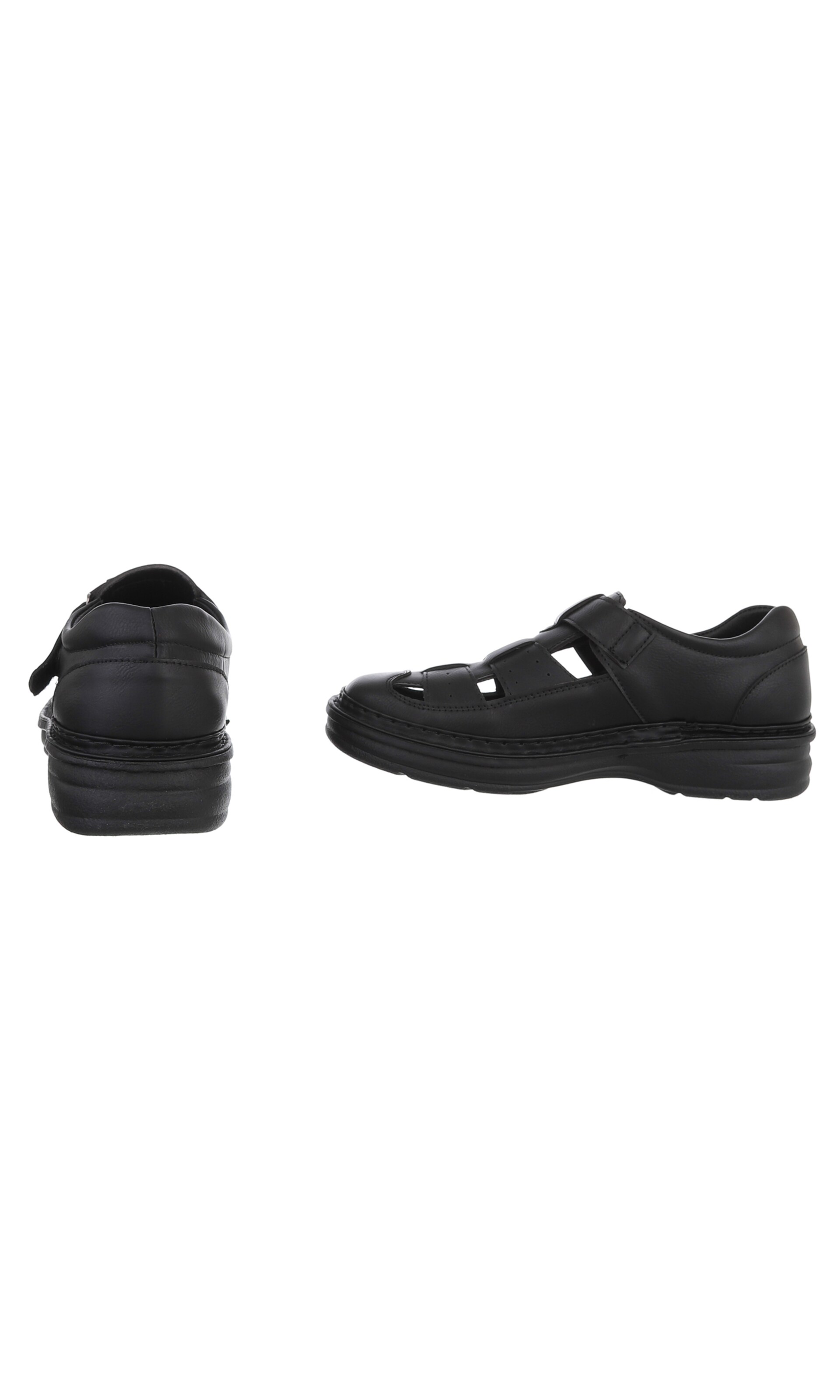 CoolWalk Sandals in Black