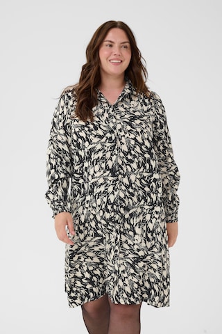Robe-chemise 'Jamia' KAFFE CURVE en noir : devant