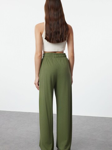 Trendyol Wide leg Broek in Groen