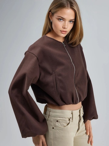 Busem Between-Season Jacket in Brown