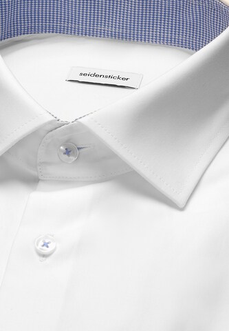 Coupe regular Chemise business SEIDENSTICKER en blanc