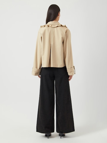 YAS Between-Season Jacket 'YASELSANA' in Beige