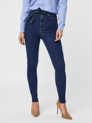 Skinny Jeans 'Loa' de la VERO MODA pe albastru: față
