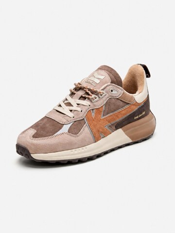 Kaotiko Sneakers laag 'Vancouver' in Bruin