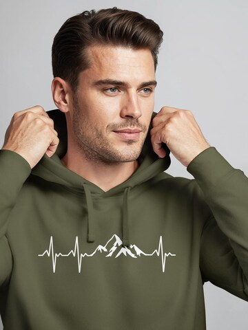 Neverless Sweatshirt 'Berg Herzschlag' in Grün