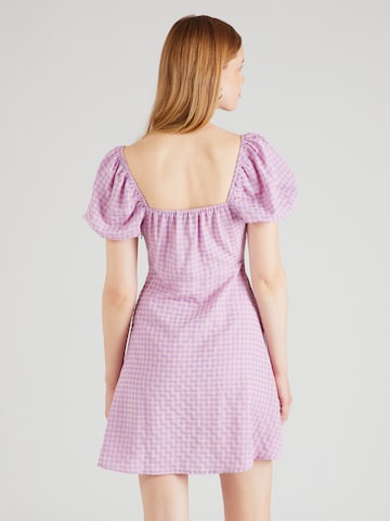 Dorothy Perkins - Vestido em roxo