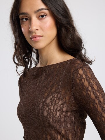 T-shirt America Today en marron