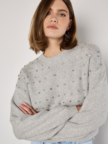 Pull-over Apricot en gris