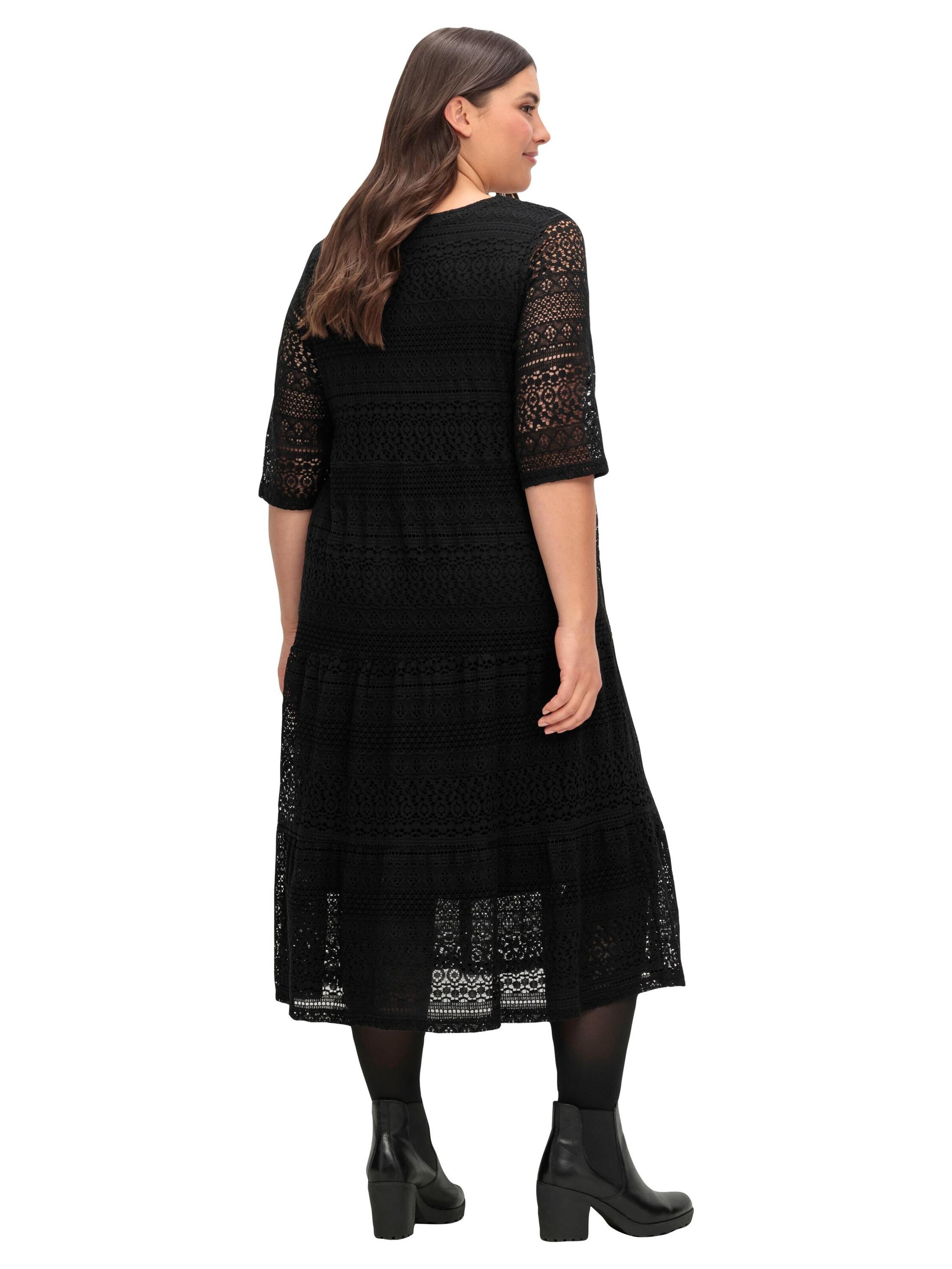 SHEEGO Φόρεμα σε μαύρο