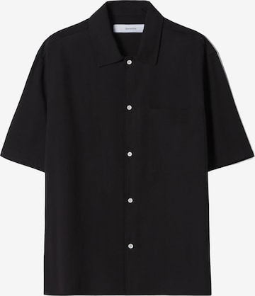Bershka Overhemd in Zwart: voorkant
