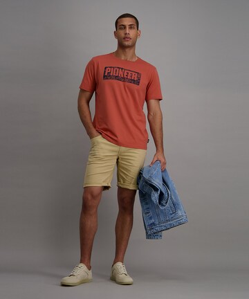 PIONEER Regular Jeans in Yellow
