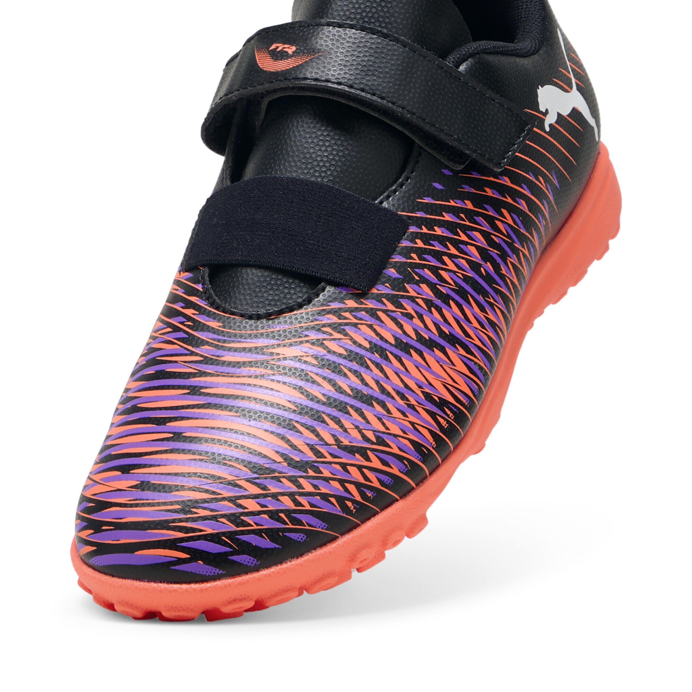 PUMA Voetbalschoen 'Future 8 Play' in Zwart