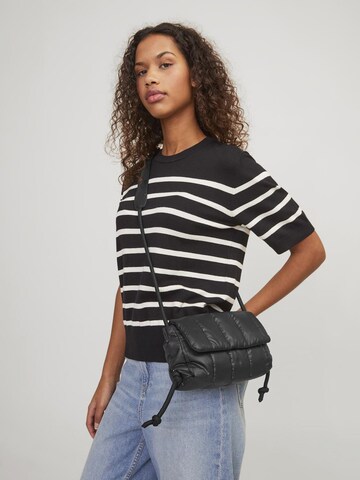 JJXX Crossbody Bag in Black: front