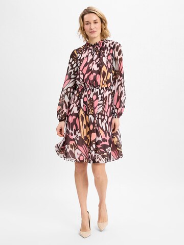 Marc Cain Jurk in Roze: voorkant