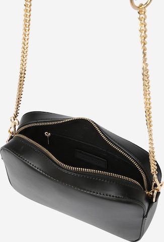 ABOUT YOU - Mala de ombro 'Carina Bag' em preto