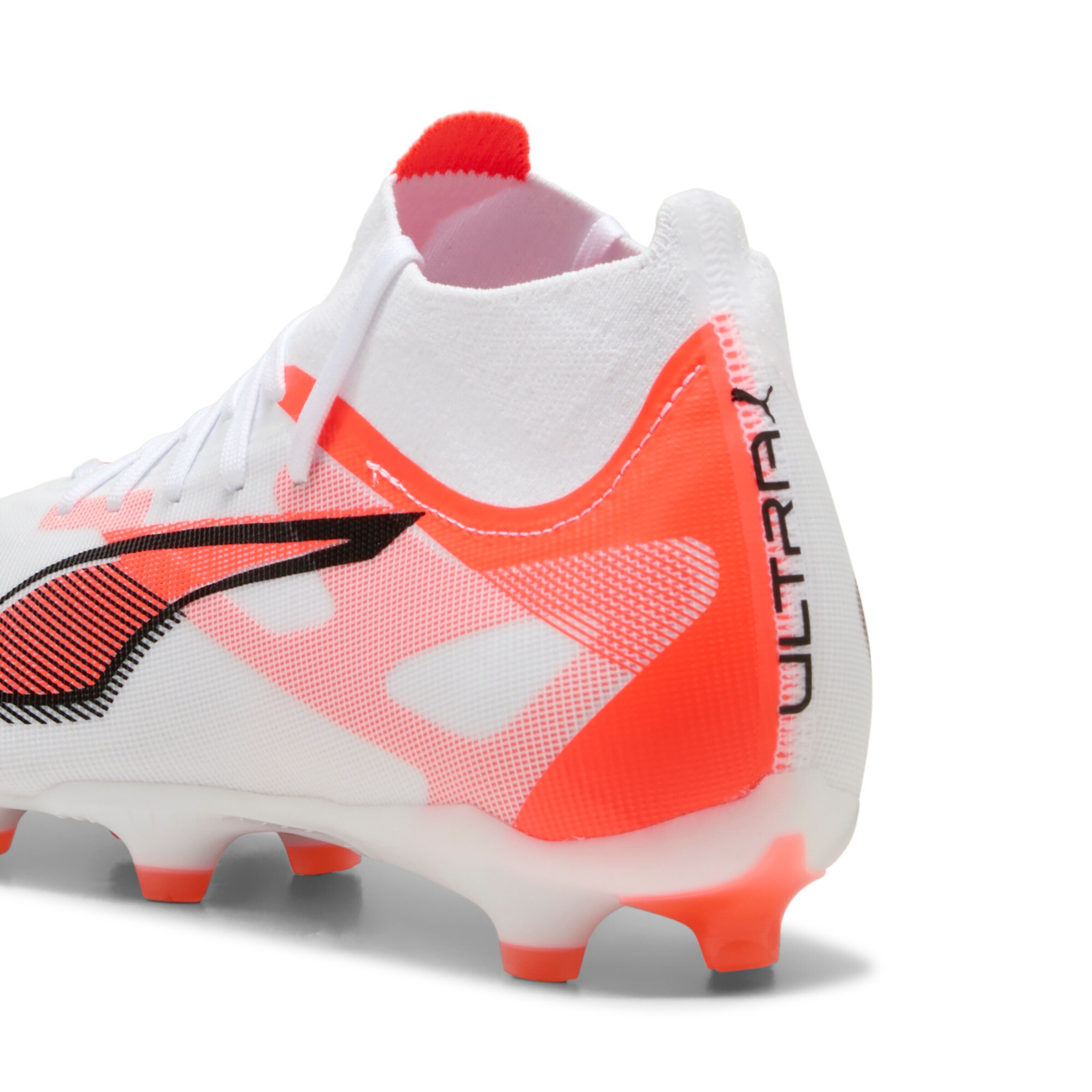 PUMA Fußballschuh 'Ultra 5 Match+' in Weiß
