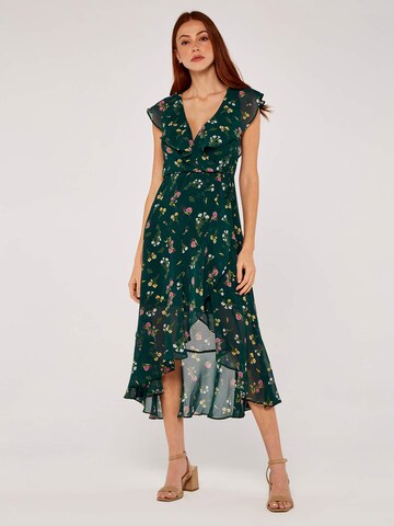 Apricot Summer Dress in Green: front