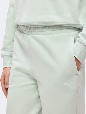 PUMA Treenipuku värissä vihreä