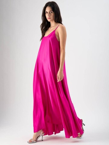 Abito 'Rose' di MND in rosa