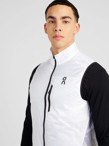 On - Chaleco deportivo en blanco