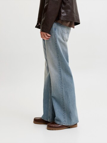 JACK & JONES Flared Jeans 'JJITOBY JJORIGINAL' in Blauw