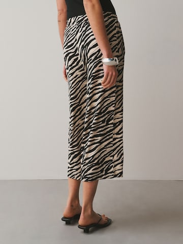 Next Loosefit Hose in Schwarz