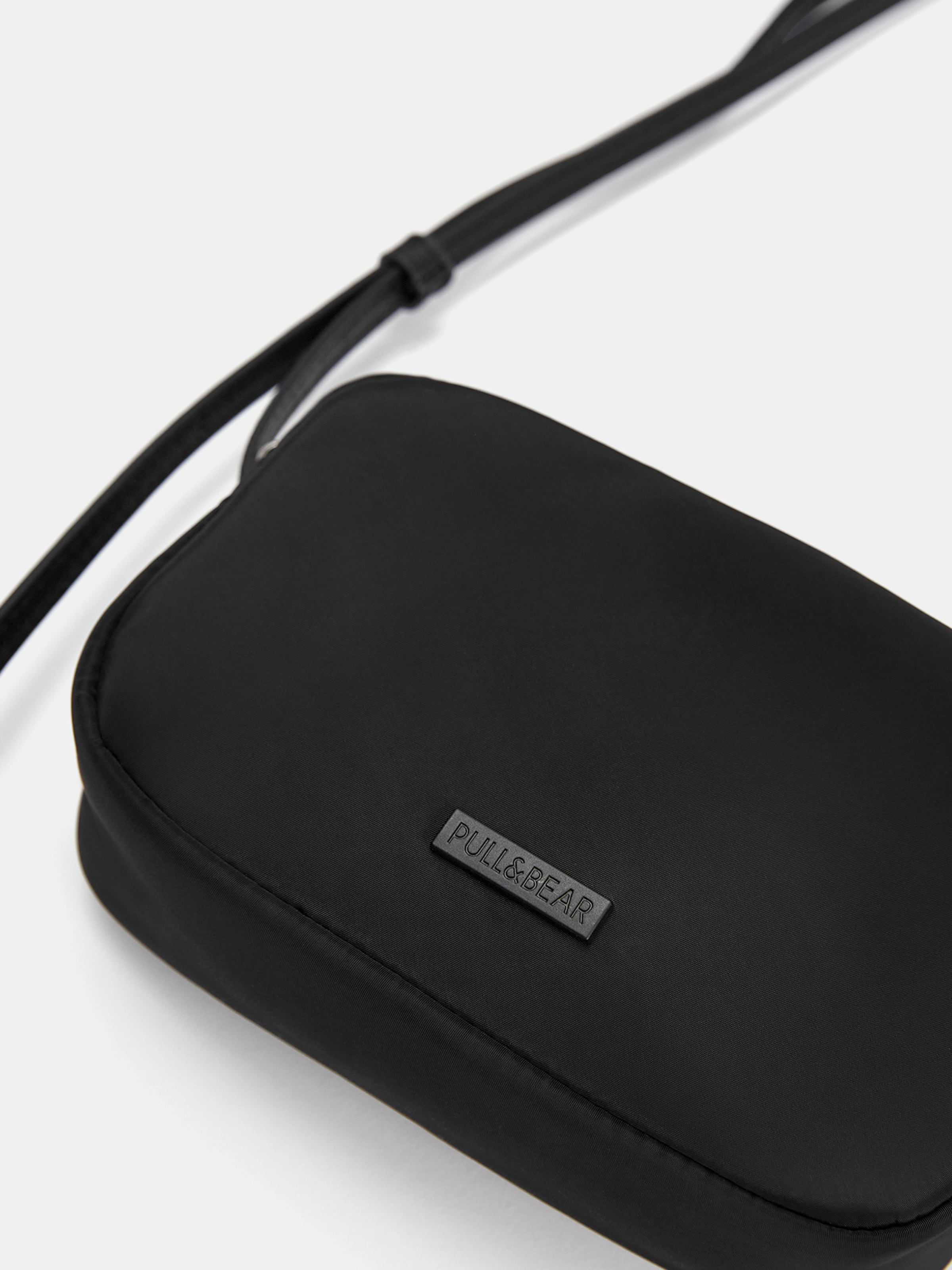 Pull and bear black bag new arrivals