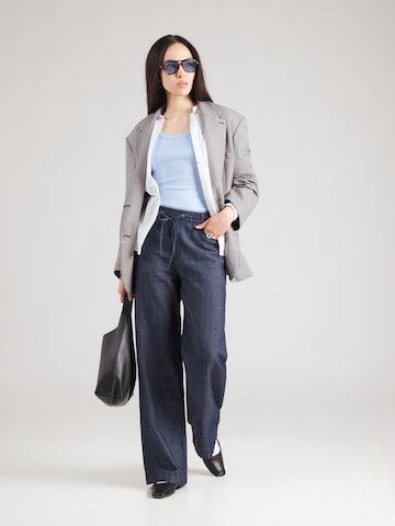 Top 'Datamia' di HUGO in blu