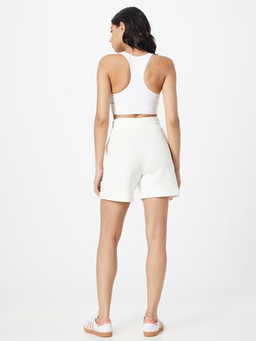 GUESS Loosefit Shorts 'ELLY' in Weiß